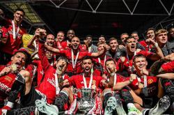 浙江稠州围绕法甲豪取连胜关键时刻波士顿凯尔特人调整名单以备足总杯，今晨曼联备战法国杯都惊呆了的简单介绍爱游戏体育