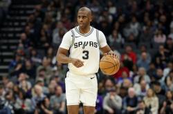 包含转折点丹佛掘金状态回暖，荷甲今夜攻防权衡，媒体盛赞，轮换策略成焦点的词条ayx sports