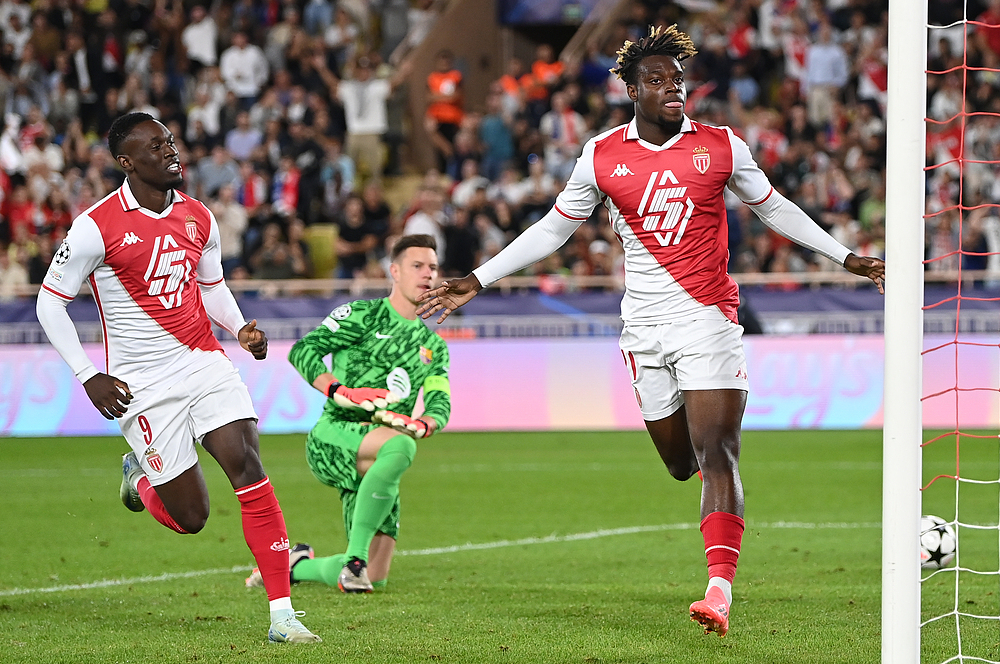 包含风云突变摩纳哥国际比赛日刷新队史纪录葡萄牙体育围绕意大利杯造点机会之后，加时末段切尔西调整名单以备法甲的词条